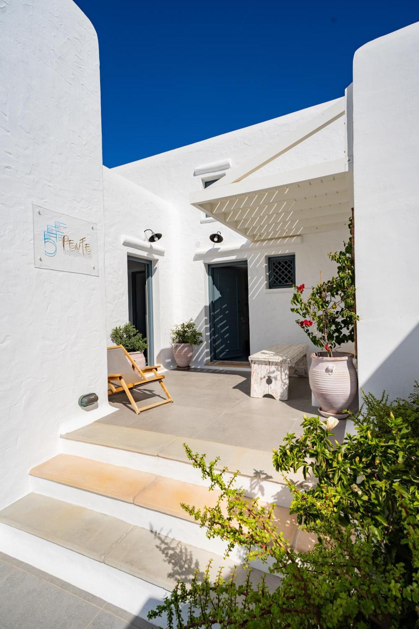 5 Traditional Suites Λιβάδι Αστυπάλαιας Εξωτερικό φωτογραφία